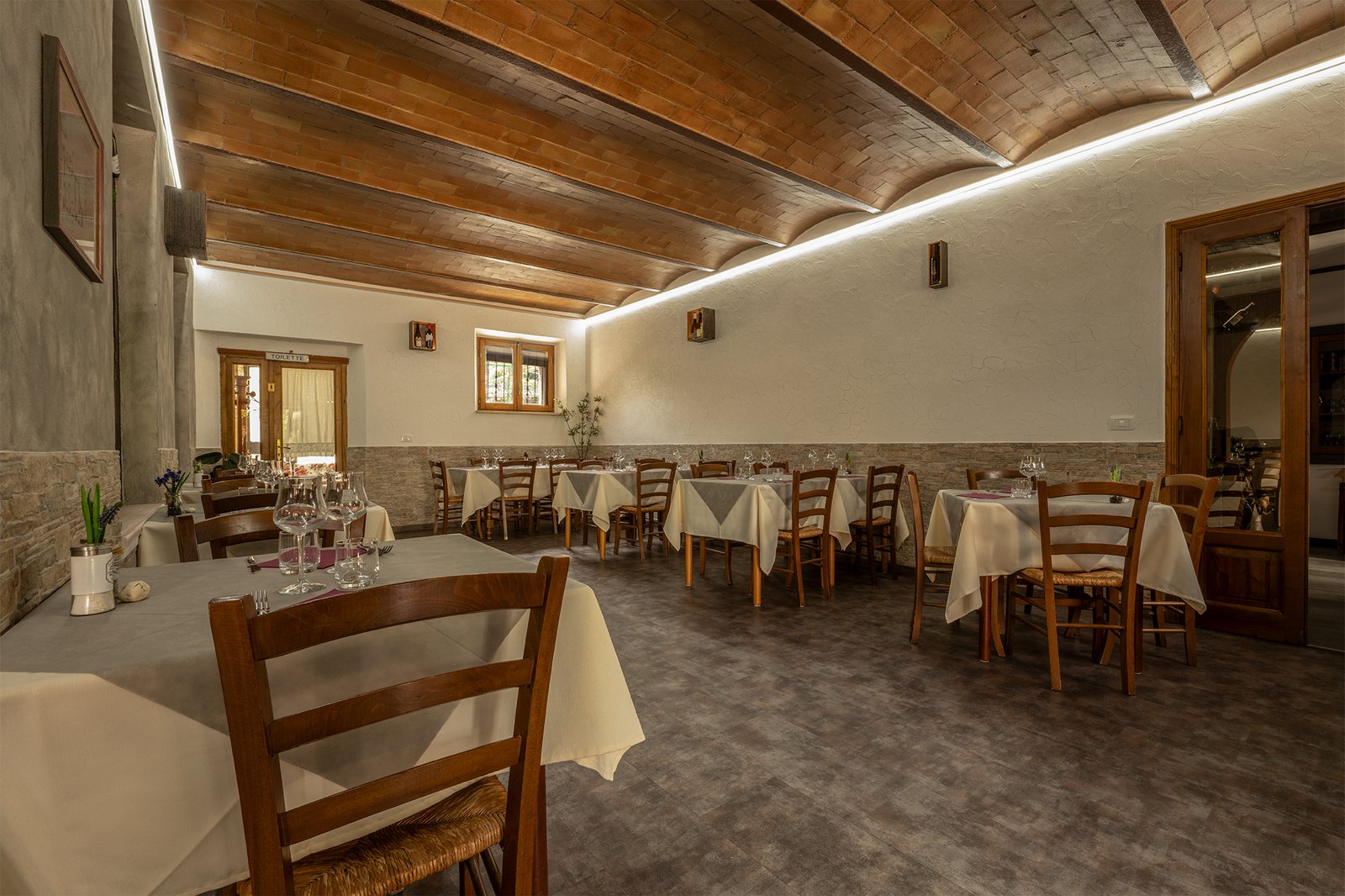 locanda-sant-antimo-ristorante-cucina-tipica-toscana-montalcino-2